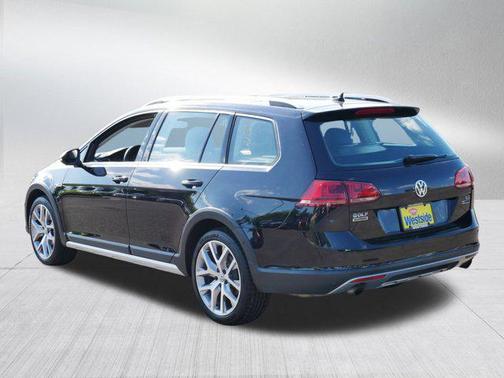 2017 Volkswagen Golf Alltrack TSI SEL