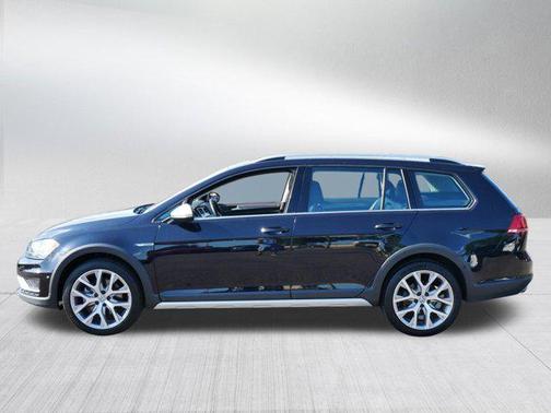 2017 Volkswagen Golf Alltrack TSI SEL