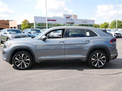 2025 Volkswagen Atlas Cross Sport 2.0T SEL Premium