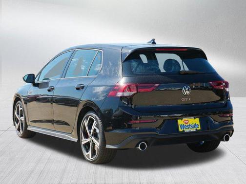 2025 Volkswagen Golf GTI 2.0T SE DSG