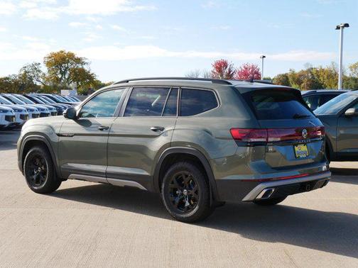 2026 Volkswagen Atlas 2.0T Peak Edition