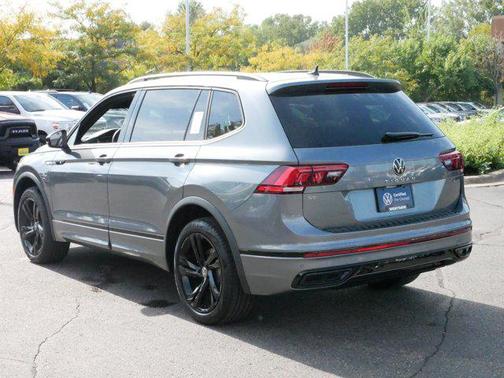 2024 Volkswagen Tiguan 2.0T SE R-Line Black 4MOTION