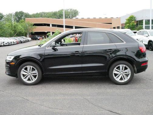 2018 Audi Q3 2.0T Premium Plus