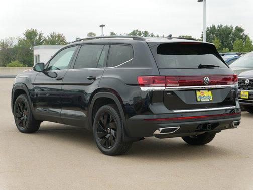 2026 Volkswagen Atlas 2.0T SE w/Technology 4MOTION