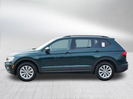 Photo 2 of 37 of 2019 Volkswagen Tiguan 2.0T S
