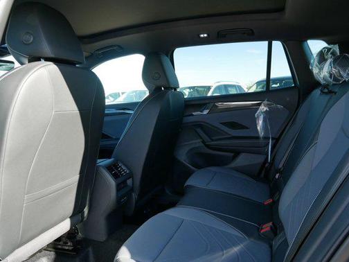 2026 Volkswagen Tiguan 2.0T SE R-Line Black 4MOTION