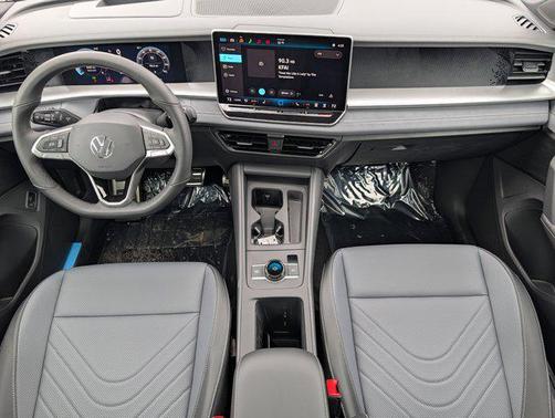 Sandstone w/Deep Black Roof 2026 Volkswagen Tiguan 2.0T SE R-Line Black