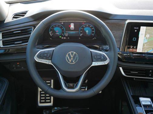 2026 Volkswagen Atlas 2.0T SEL Premium R-Line 4MOTION