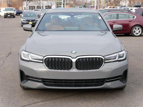 2022 BMW 530 i xDrive