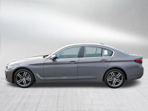 2022 BMW 530 i xDrive