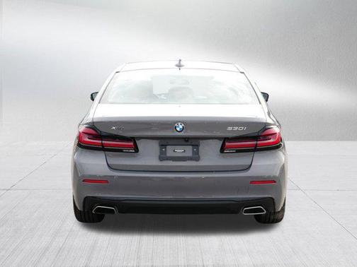 2022 BMW 530 i xDrive