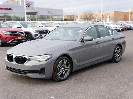 2022 BMW 530 i xDrive