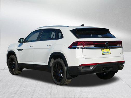 2026 Volkswagen Atlas Cross Sport 2.0T SE w/Technology 4MOTION