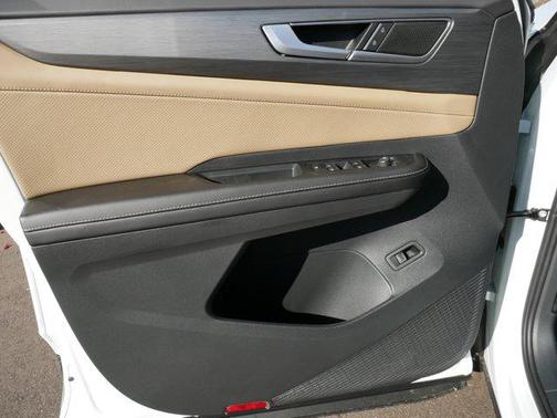 2026 Volkswagen Atlas Cross Sport 2.0T SE w/Technology 4MOTION