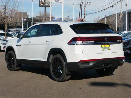 2026 Volkswagen Atlas Cross Sport 2.0T SE w/Technology 4MOTION