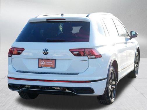 2022 Volkswagen Tiguan 2.0T SE R-Line Black 4MOTION