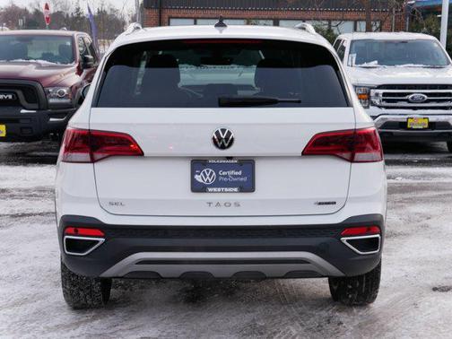 2024 Volkswagen Taos 1.5T SEL