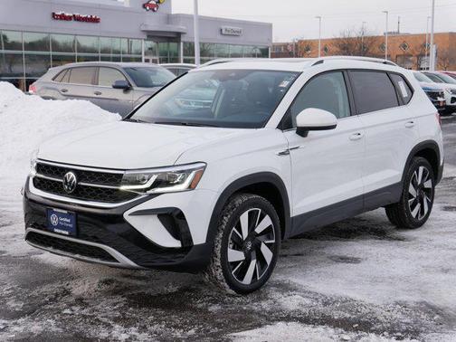 2024 Volkswagen Taos 1.5T SEL