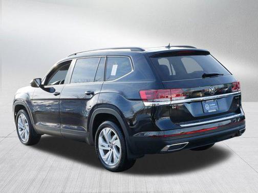 2023 Volkswagen Atlas 2.0T SE w/Technology 4MOTION