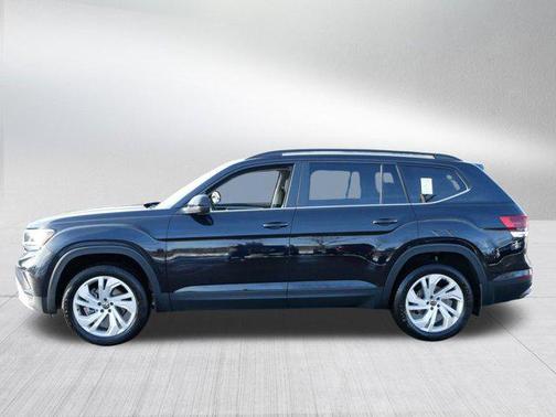 2023 Volkswagen Atlas 2.0T SE w/Technology 4MOTION