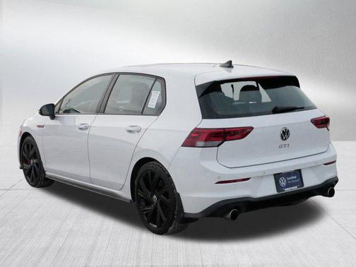 2023 Volkswagen Golf GTI 2.0T SE DSG