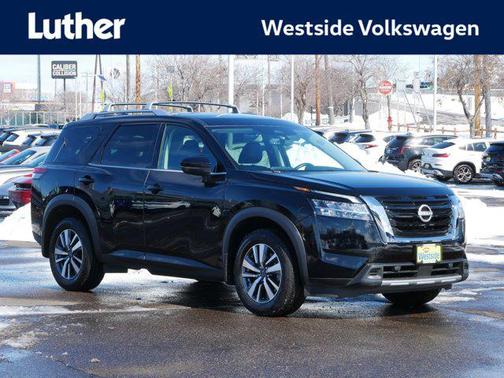 2024 Nissan Pathfinder SL 4WD
