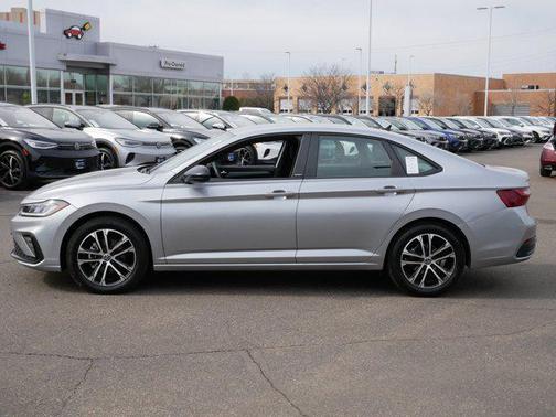 2025 Volkswagen Jetta 1.5T Sport