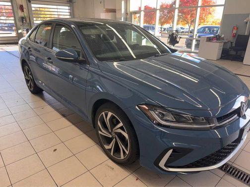 2025 Volkswagen Jetta 1.5T SEL