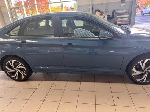 2025 Volkswagen Jetta 1.5T SEL