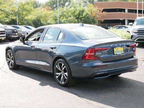 2025 Volvo S60 B5 Core
