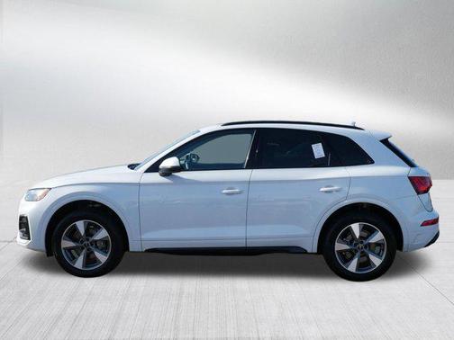 2025 Audi Q5 40 Premium