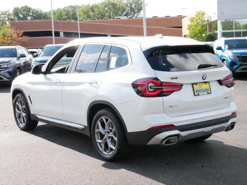 2023 BMW X3 xDrive30i