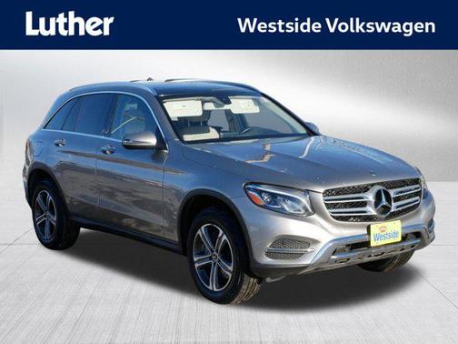 Mojave Silver Metallic 2019 Mercedes-Benz GLC 300 4MATIC SUV