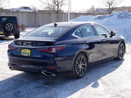 2022 Lexus ES 350 Base