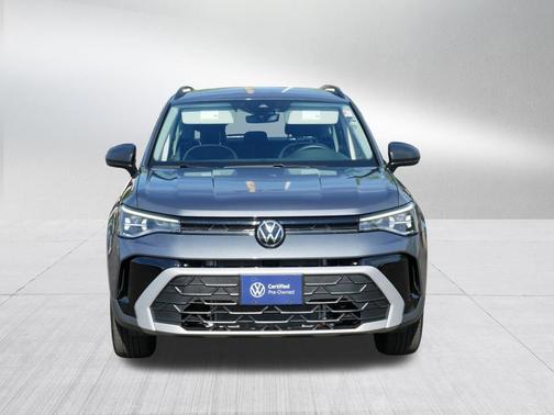 Platinum Gray Metallic 2025 Volkswagen Taos 1.5T S