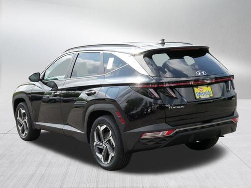 Black Pearl 2024 Hyundai TUCSON SEL