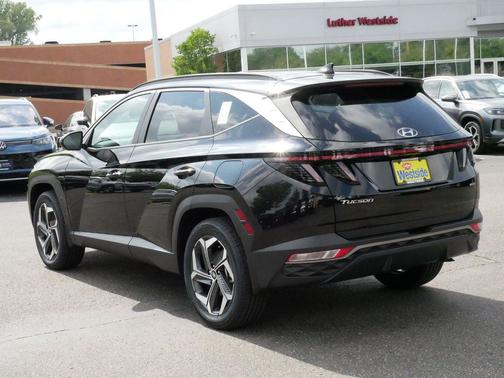 Black Pearl 2024 Hyundai TUCSON SEL