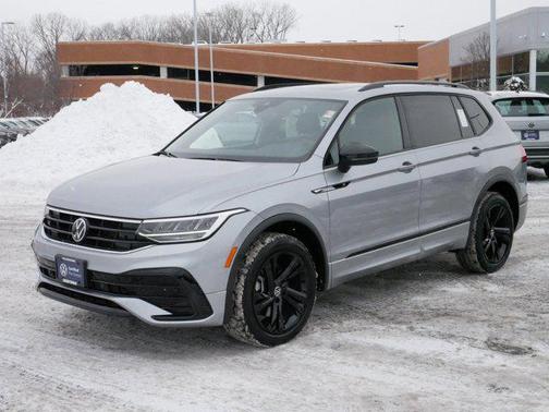 2024 Volkswagen Tiguan 2.0T SE R-Line Black 4MOTION