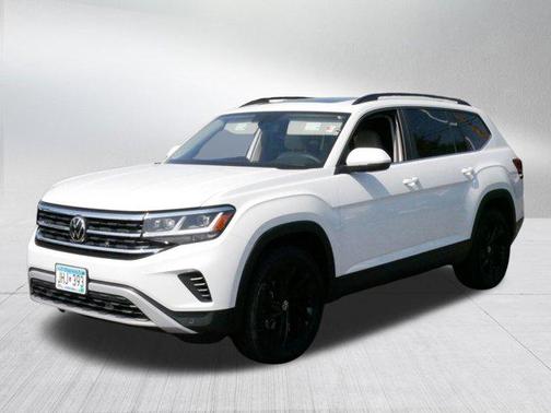 2022 Volkswagen Atlas 3.6L SE w/Technology