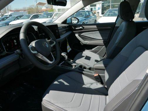 2025 Volkswagen Jetta 1.5T SEL