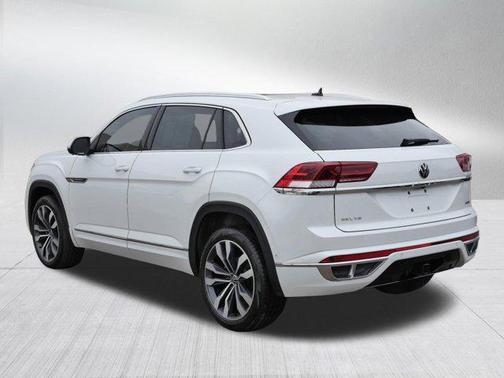 Opal White Pearl 2023 Volkswagen Atlas Cross Sport 3.6L V6 SEL Premium R-Line