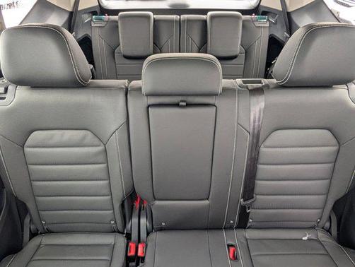 opal white pearl 2026 Volkswagen Atlas 2.0T SEL