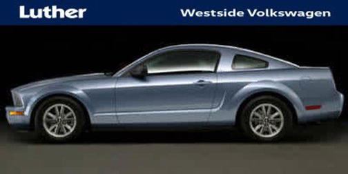 Sonic Blue Metallic 2005 Ford Mustang Deluxe