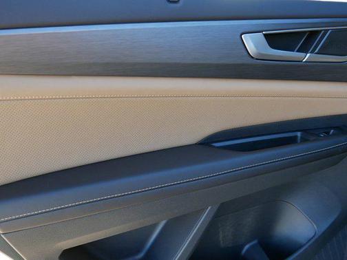 2026 Volkswagen Atlas Cross Sport 2.0T SE w/Technology 4MOTION