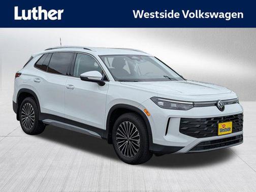 pure white 2026 Volkswagen Tiguan 2.0T S