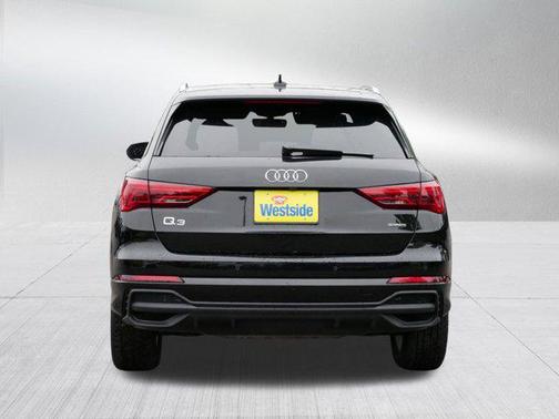 2024 Audi Q3 Premium 45 TFSI S line quattro Tiptronic