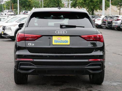 2024 Audi Q3 Premium 45 TFSI S line quattro Tiptronic