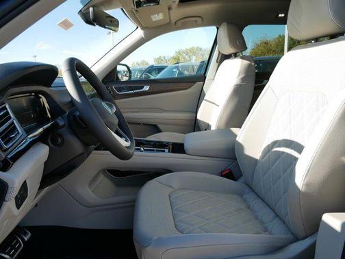 2026 Volkswagen Atlas 2.0T SEL Premium R-Line 4MOTION