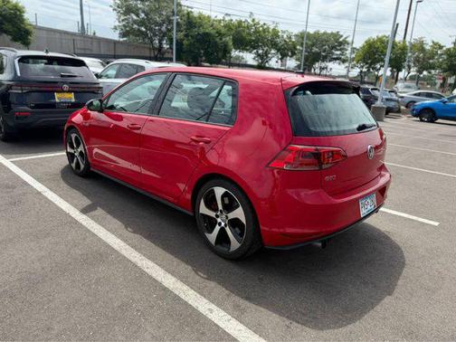 2017 Volkswagen Golf GTI 2.0T Autobahn 4-Door