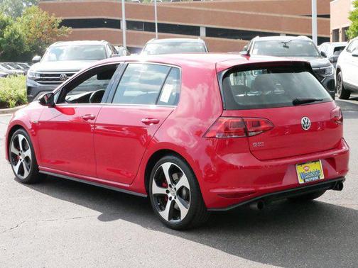 2017 Volkswagen Golf GTI 2.0T Autobahn 4-Door